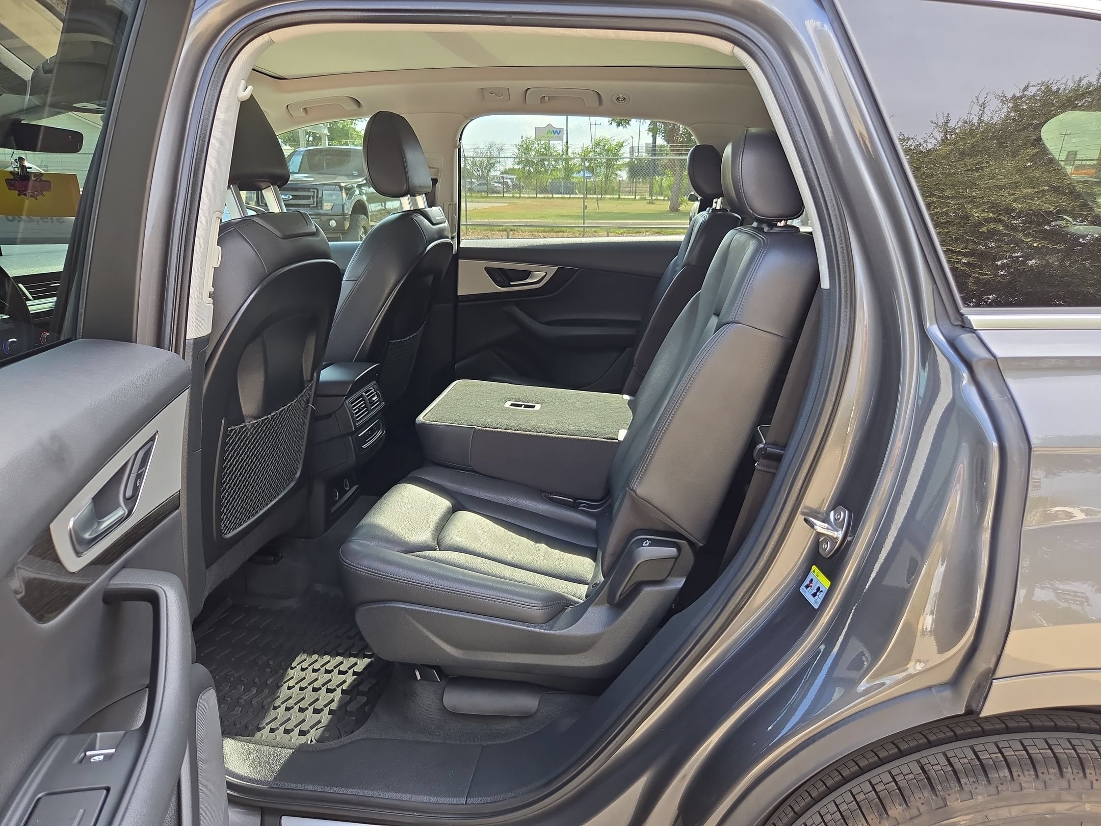 Used 2019 Audi Q7 2.0T Premium AWD/4WD image 13