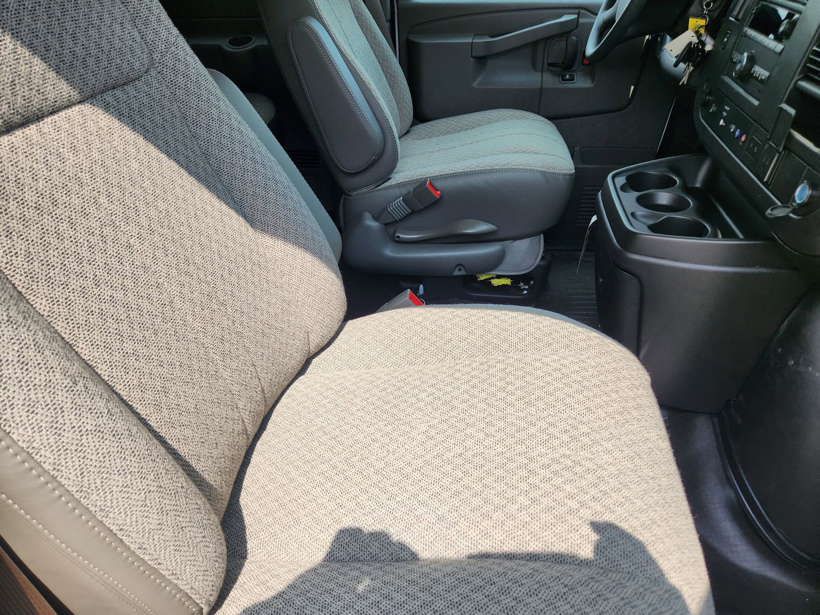 New 2024 Chevrolet Express 2500 image 14