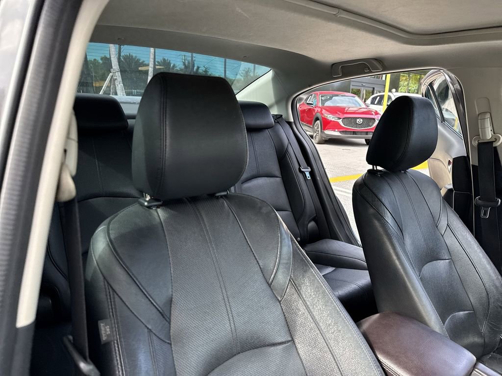 Used 2017 MAZDA MAZDA3 Grand Touring w/ Premium Equipment Package image 45
