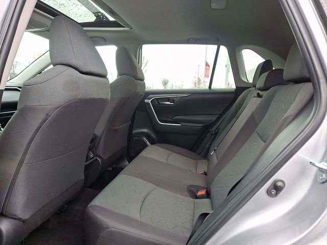 Used 2023 Toyota RAV4 XLE w/ Convenience Package image 10