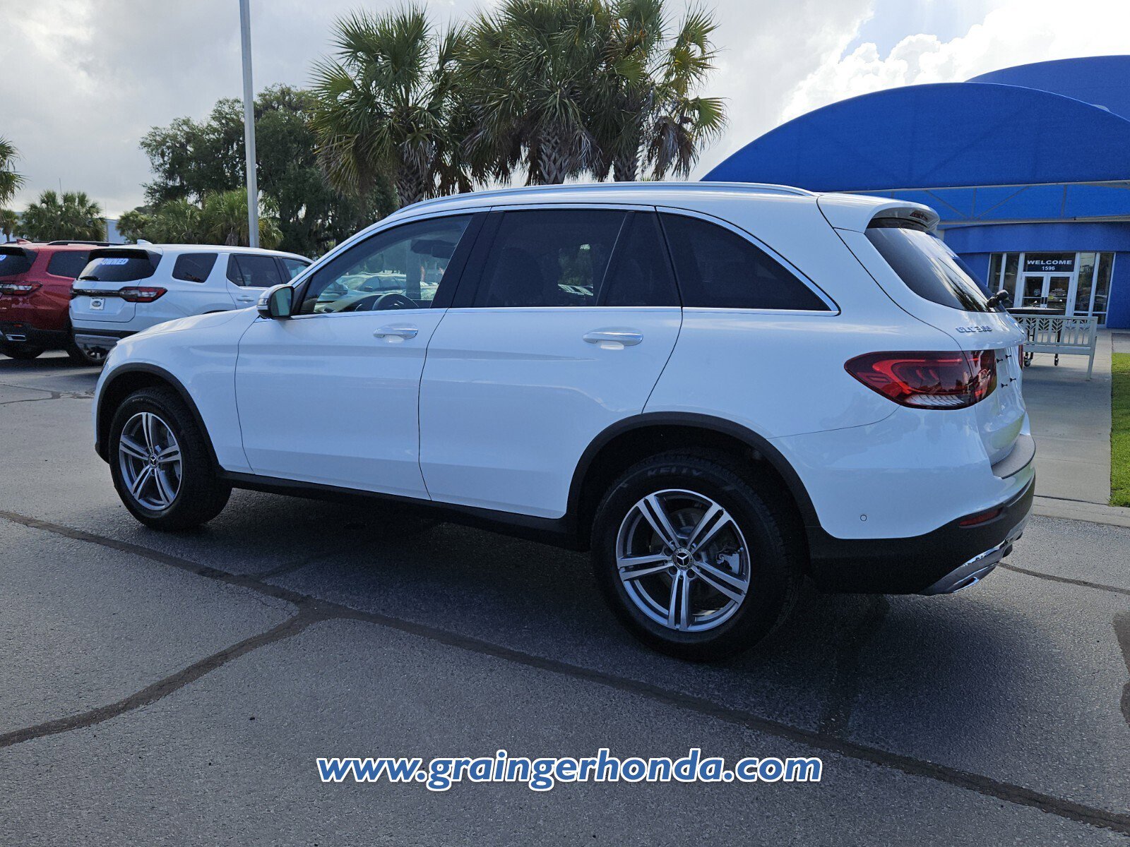 Used 2022 Mercedes-Benz GLC 300 image 3