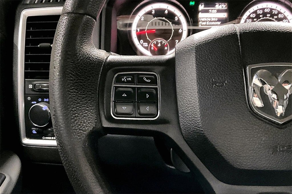 Used 2017 RAM 1500 Classic SLT image 11