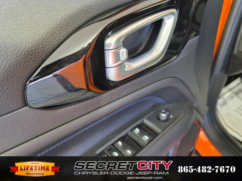 New 2026 Jeep Compass Latitude AWD/4WD image 12