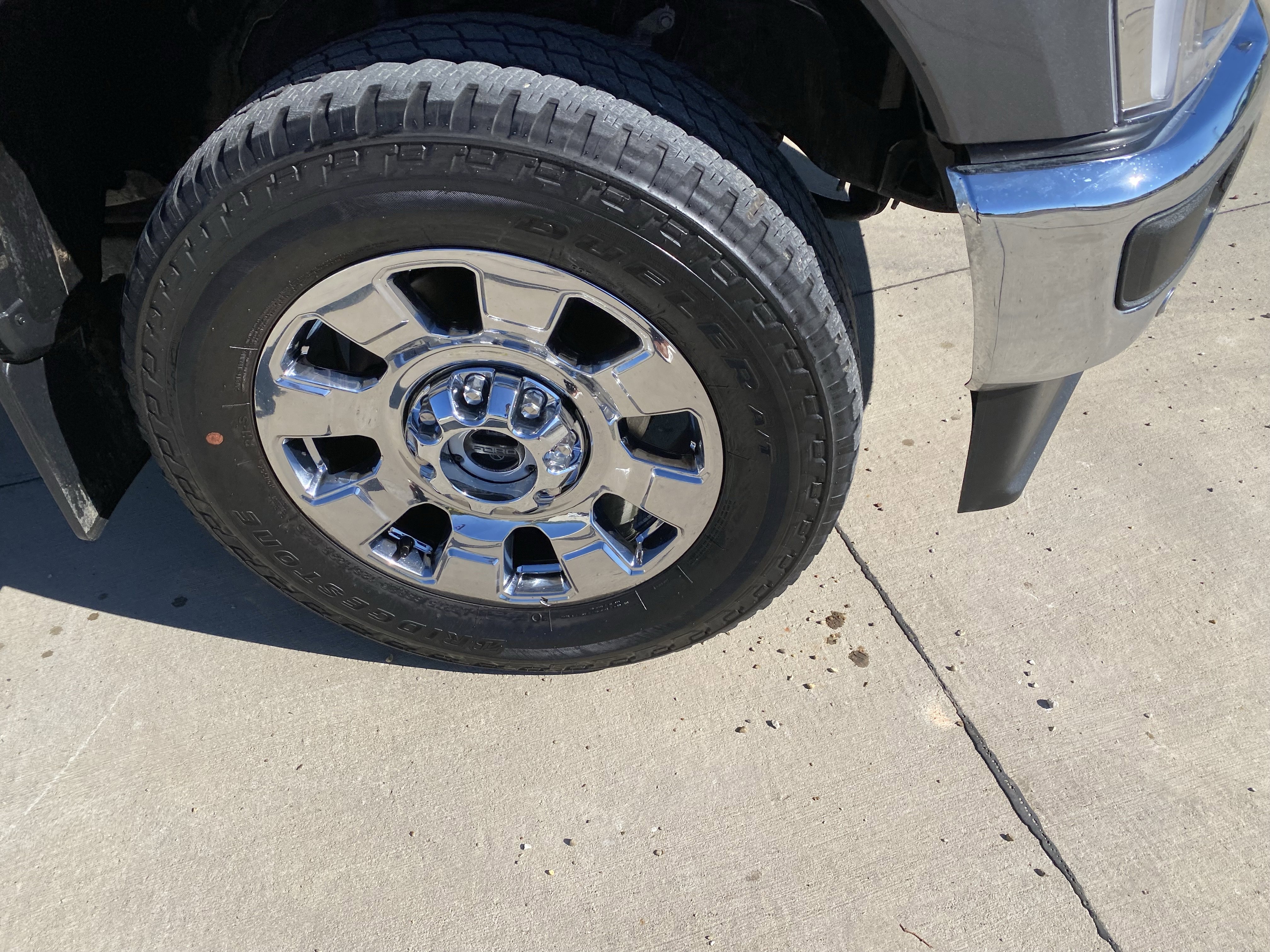 Used 2024 Ford F250 Lariat w/ Lariat Ultimate Package image 2