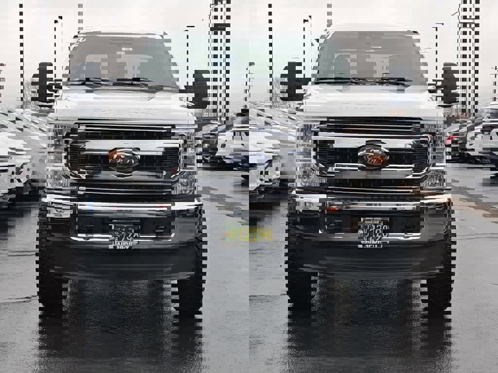 Used 2020 Ford F250 XLT image 3