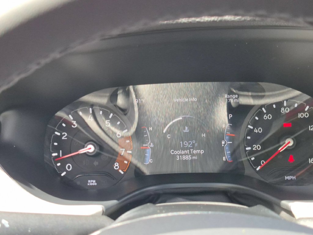 Used 2025 Jeep Compass Limited AWD/4WD image 13