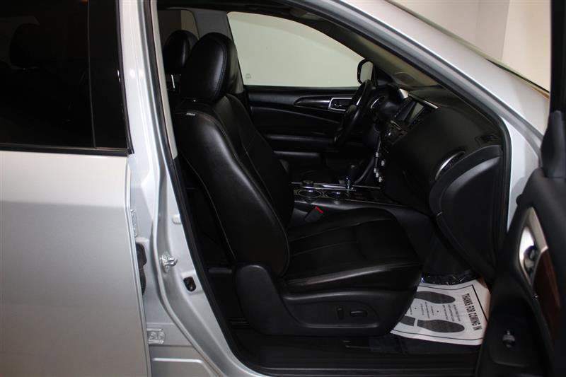 Used 2013 Nissan Pathfinder SL w/ SL Premium Pkg AWD/4WD image 28