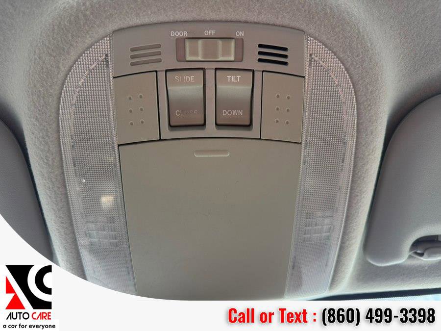 Used 2013 Toyota Corolla S image 27