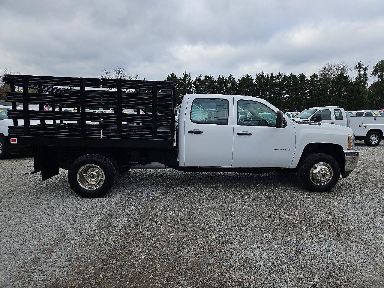 Used 2014 Chevrolet Silverado 3500 W/T w/ Skid Plate Package AWD/4WD image 6