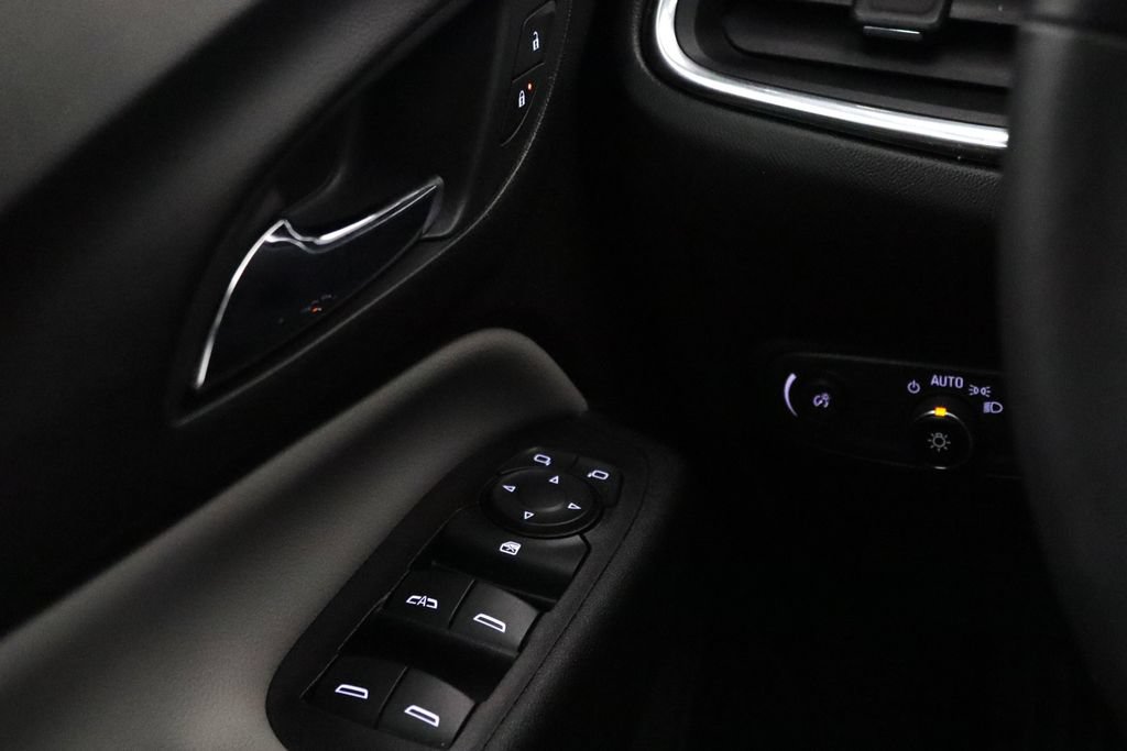 Certified 2018 Chevrolet Equinox Premier AWD/4WD image 13