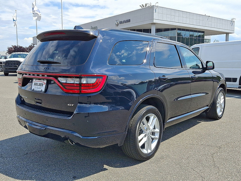Used 2025 Dodge Durango GT AWD/4WD image 31
