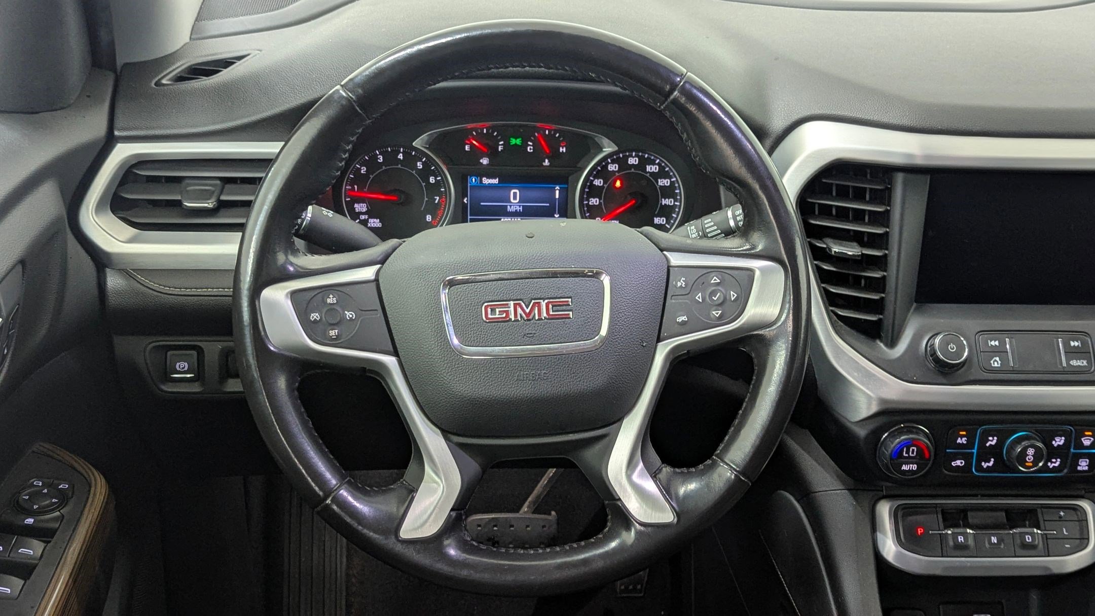 Used 2020 GMC Acadia SLE w/ Driver Convenience Package image 15