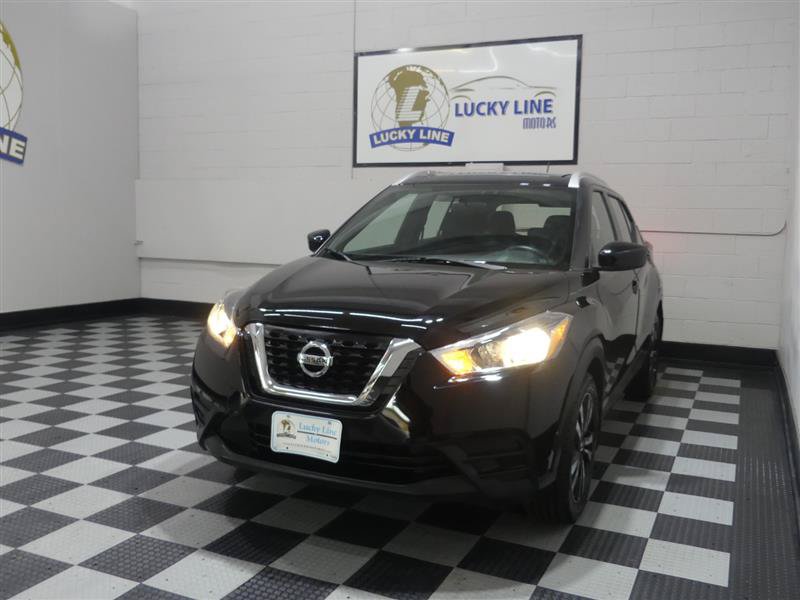 Used 2019 Nissan Kicks SV FWD image 4