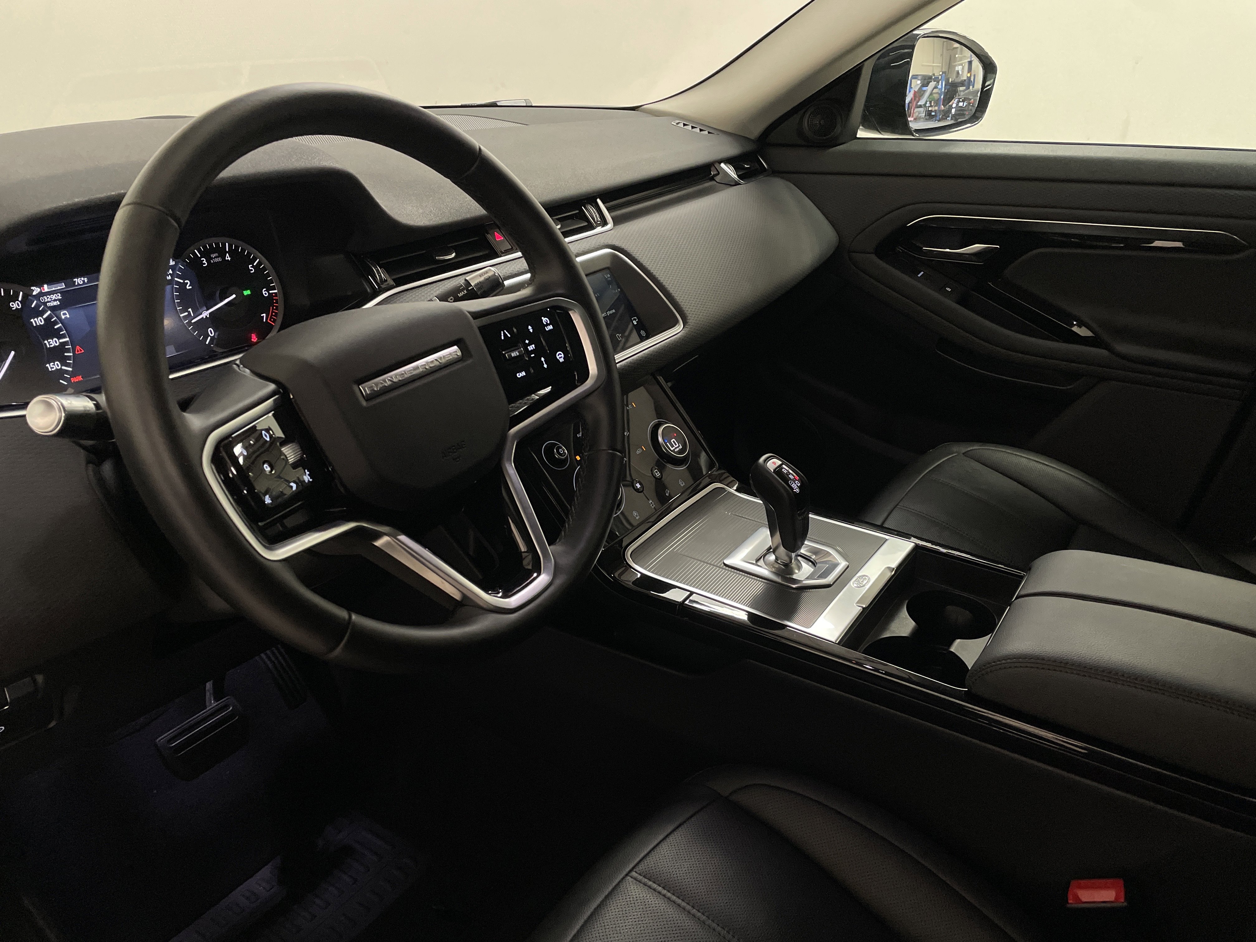 Used 2022 Land Rover Range Rover Evoque S AWD/4WD image 8