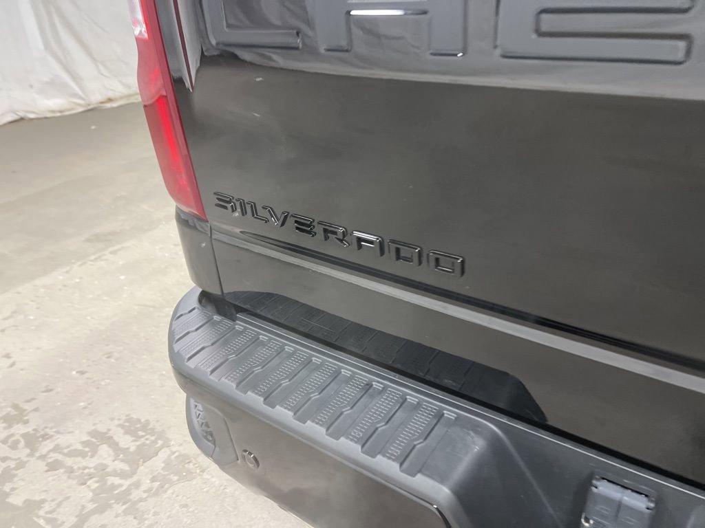 Used 2023 Chevrolet Silverado 1500 High Country w/ Max Trailering Package image 21