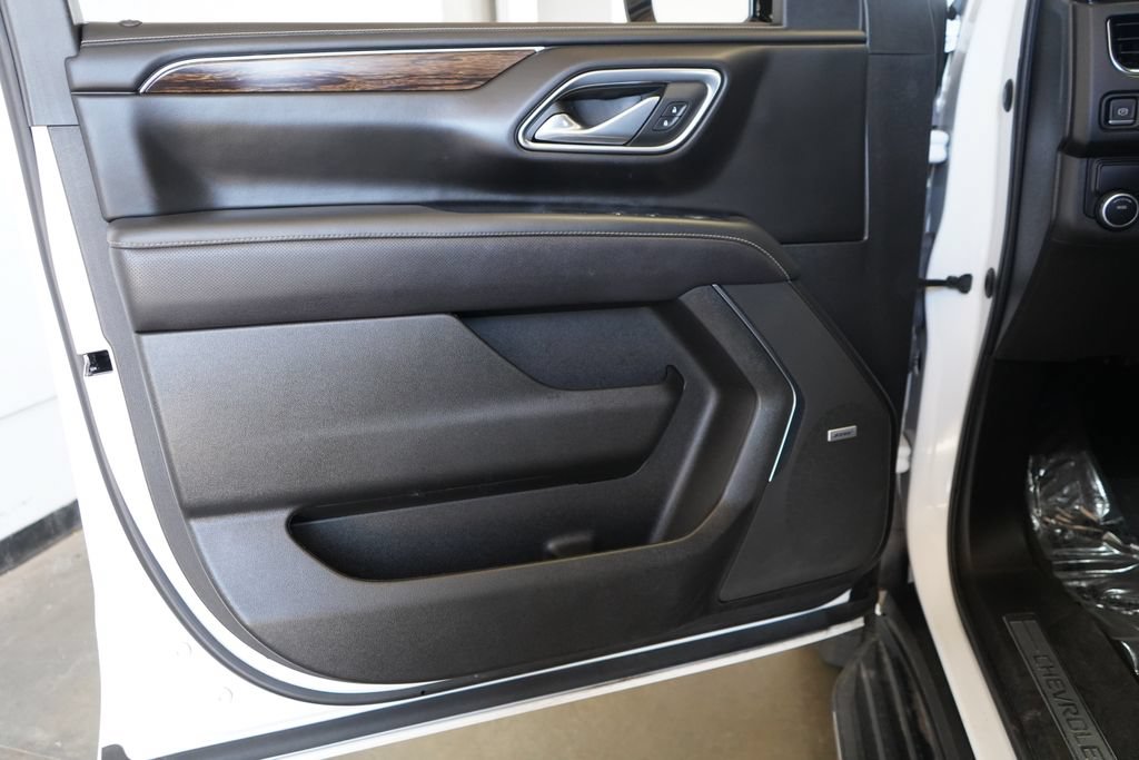 Used 2023 Chevrolet Tahoe Premier RWD image 14