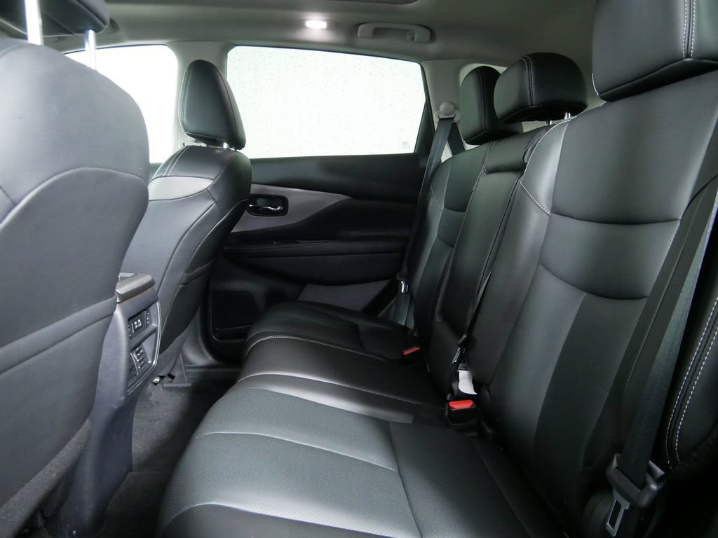 Used 2023 Nissan Murano SL w/ SL Moonroof Package AWD/4WD image 16