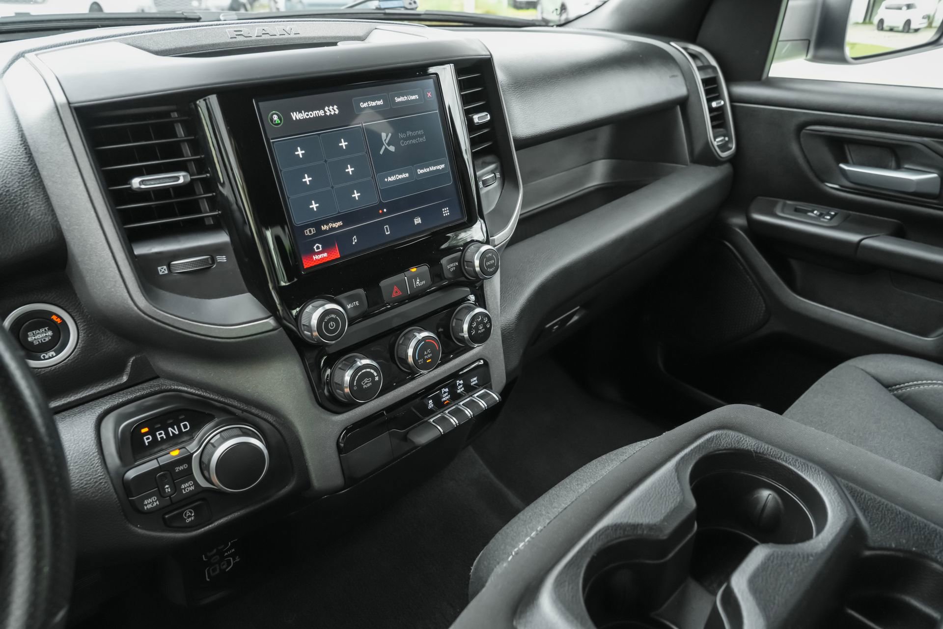 Used 2025 RAM 1500 Tradesman image 10