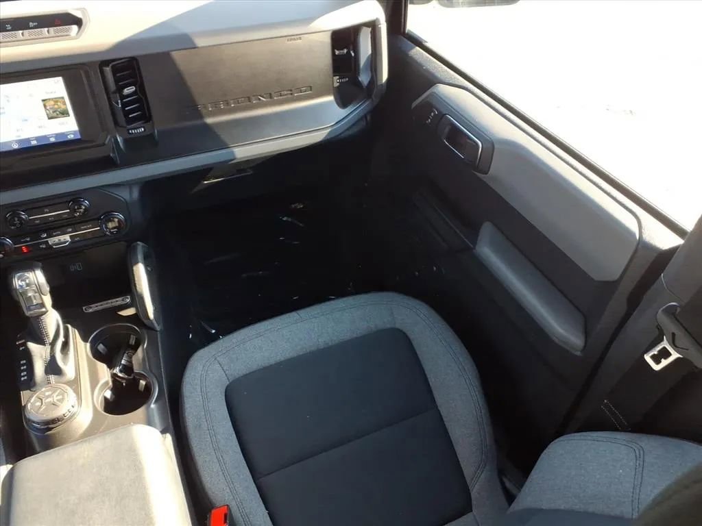 Used 2023 Ford Bronco Big Bend image 19
