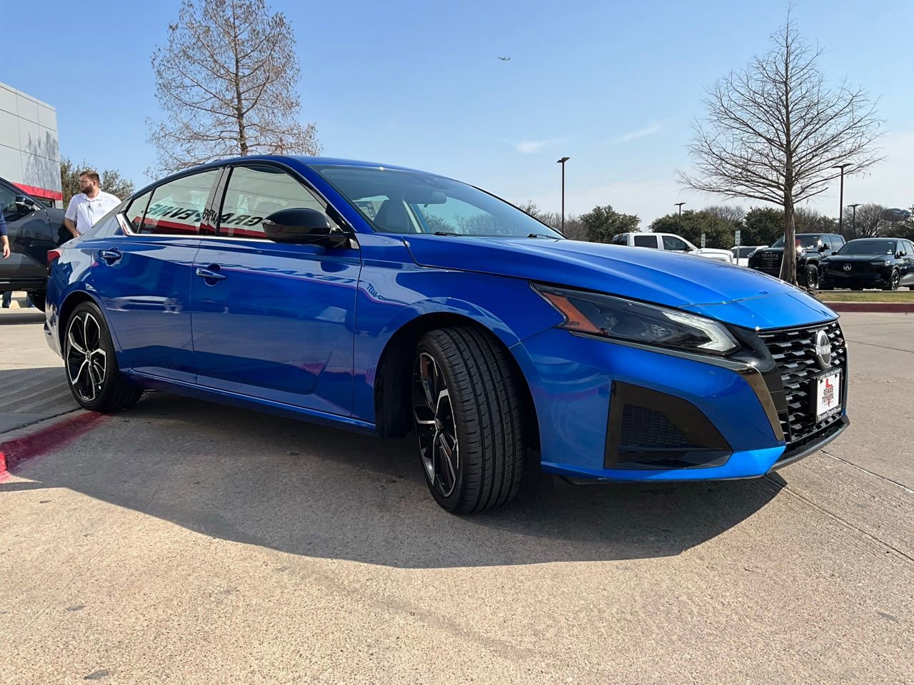 Used 2025 Nissan Altima 2.5 SR image 5