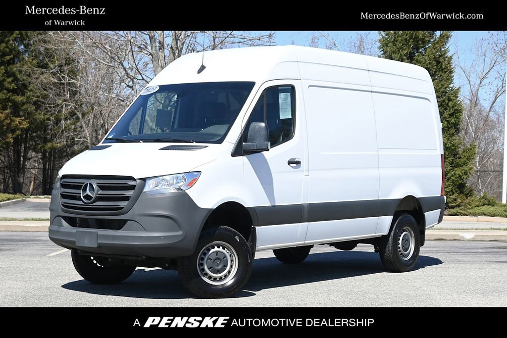 Used 2023 Mercedes-Benz Sprinter 144 Cargo image 1