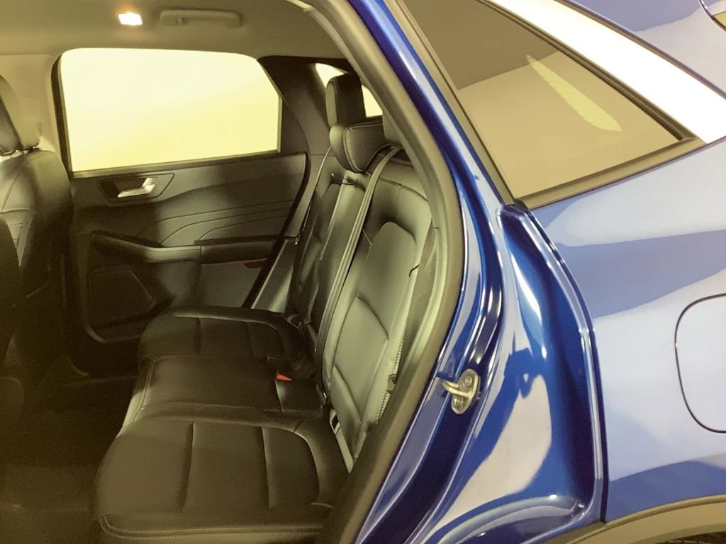 Used 2022 Ford Escape SEL image 12