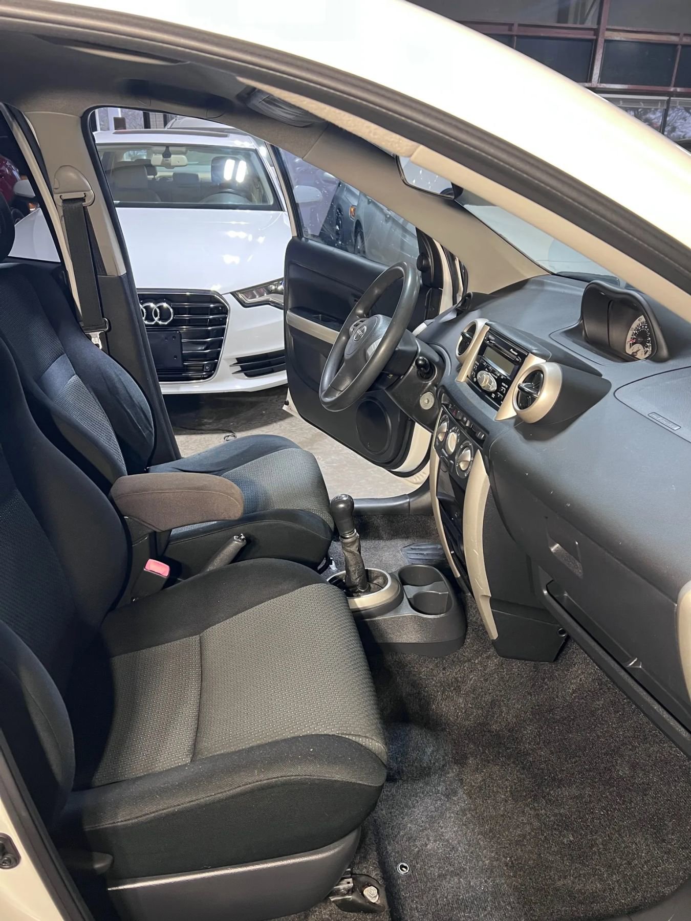 Used 2006 Scion xA Hatchback 4D image 12