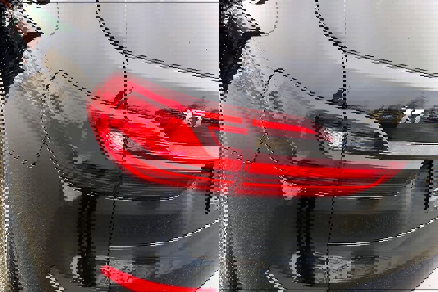 Used 2022 BMW X7 M50i image 27