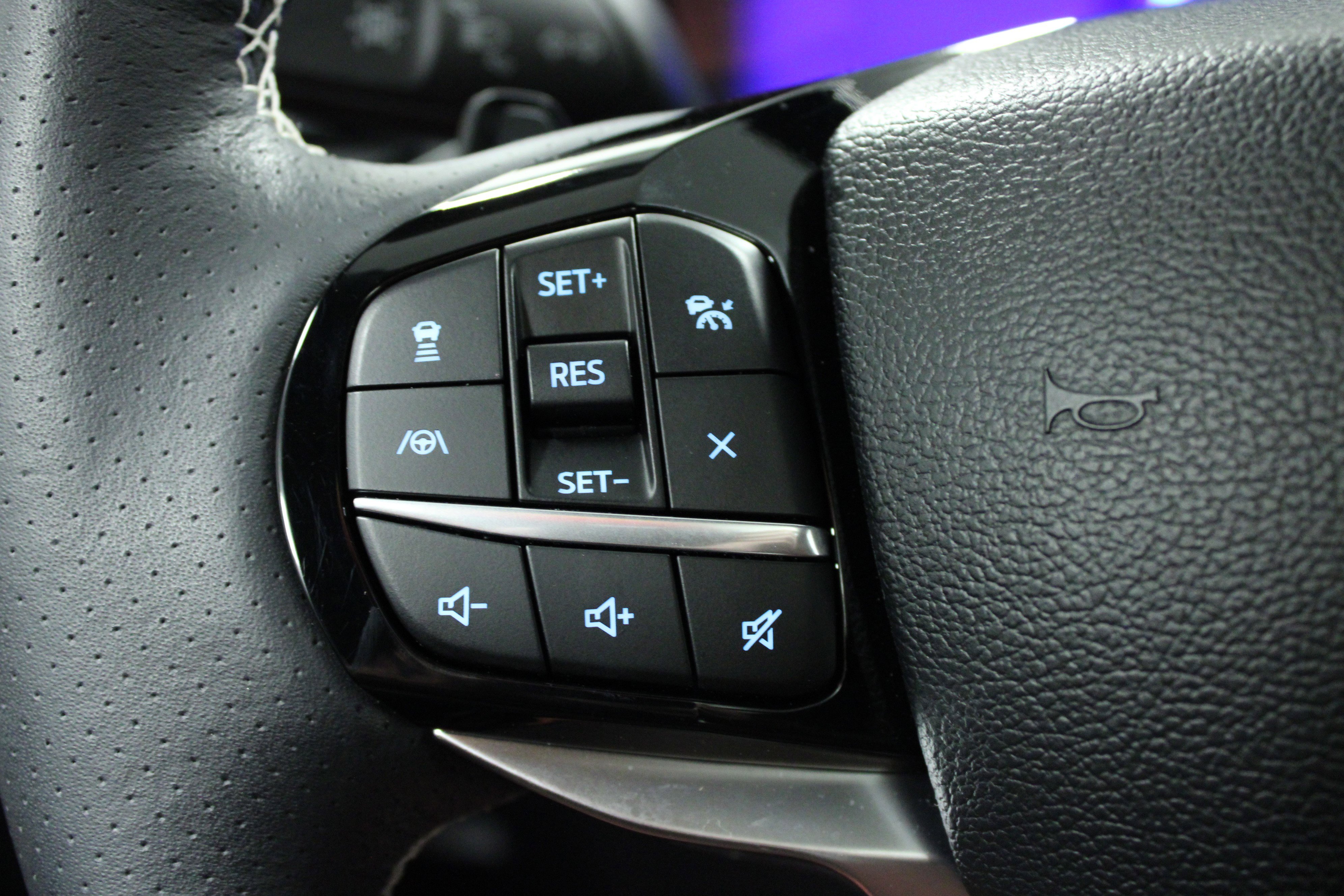 Used 2024 Ford Explorer ST w/ Equipment Group 401A image 21