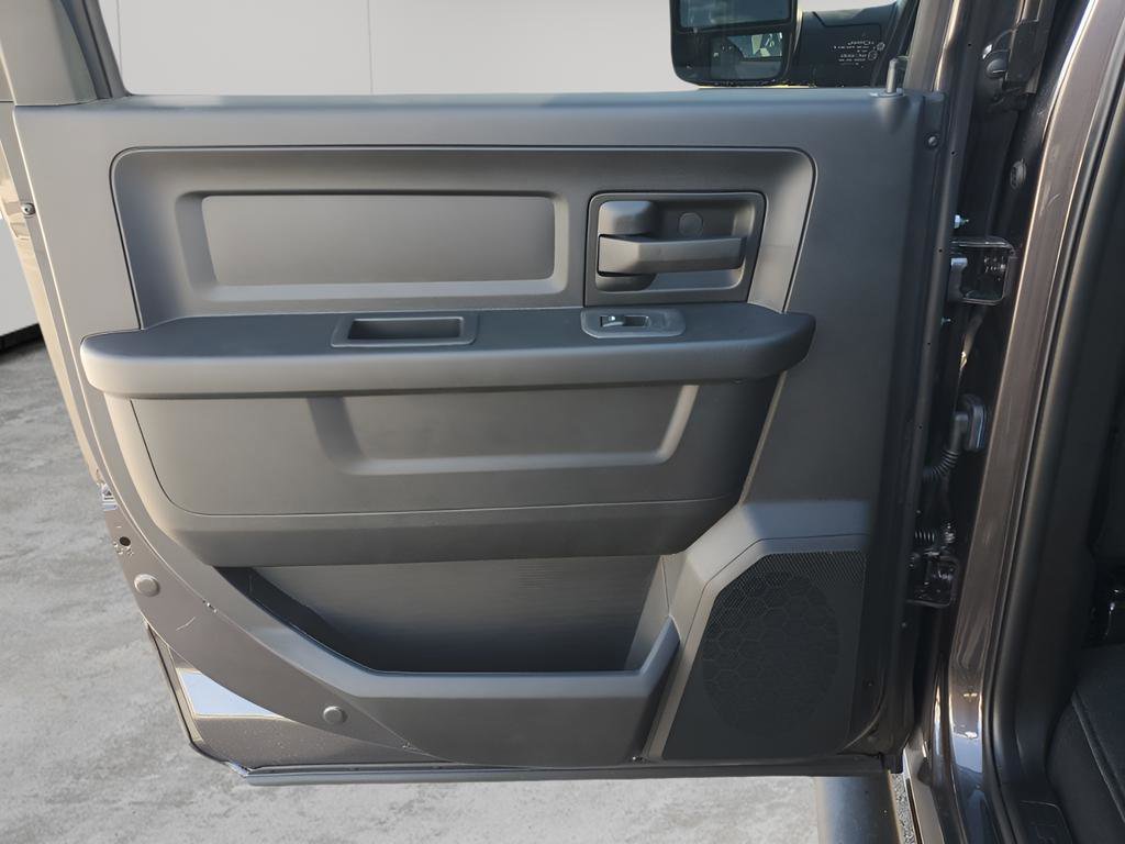 New 2026 RAM 3500 Tradesman image 17