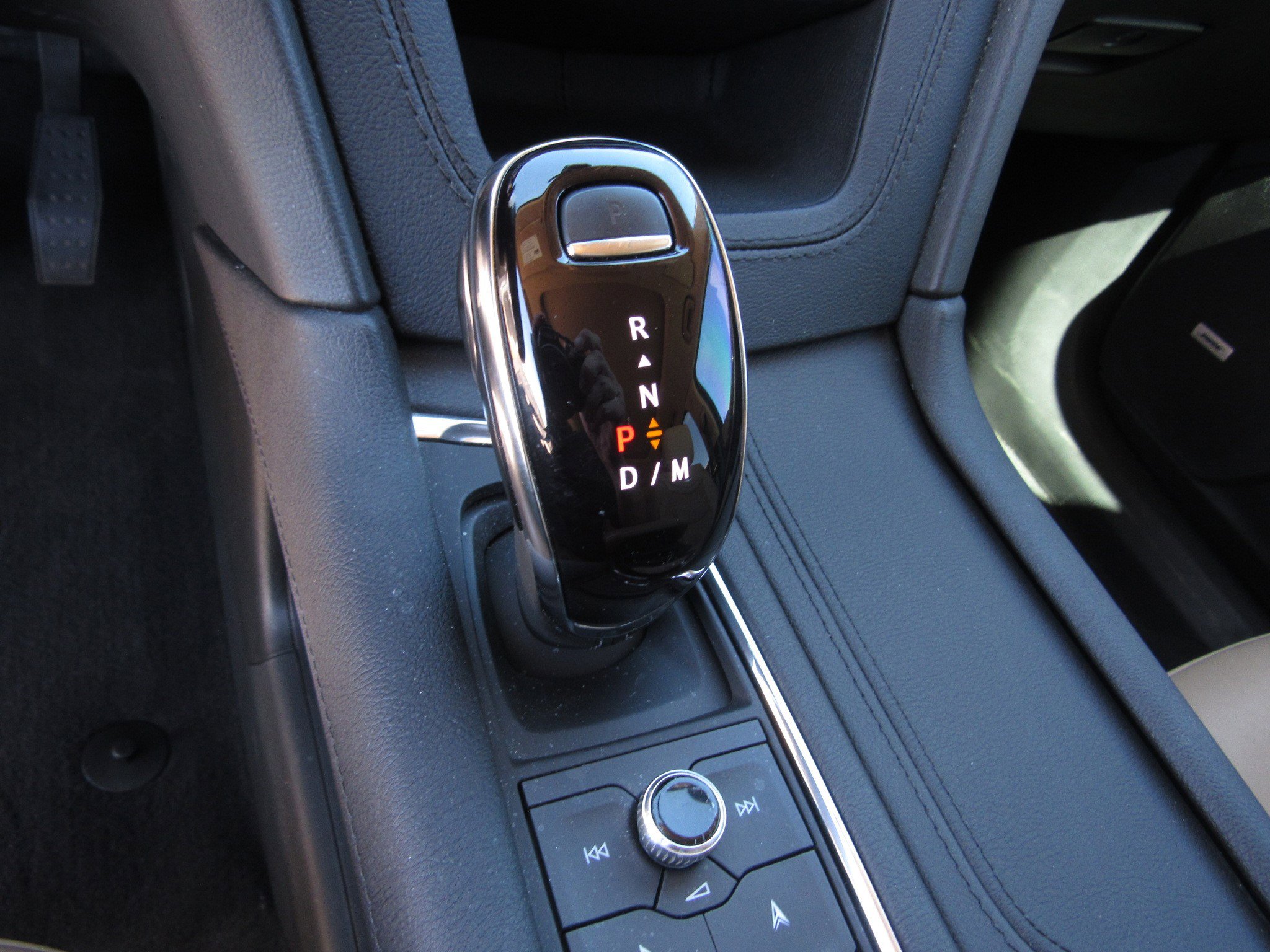 Used 2024 Cadillac XT6 Premium Luxury w/ Platinum Package image 22