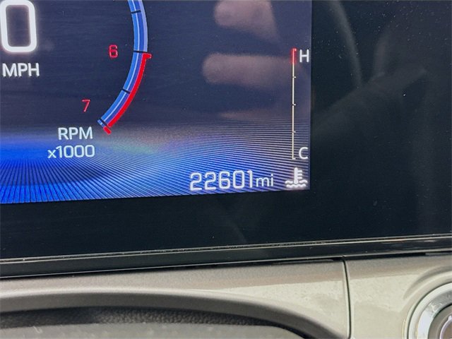 Used 2025 Chevrolet Trax LT image 13