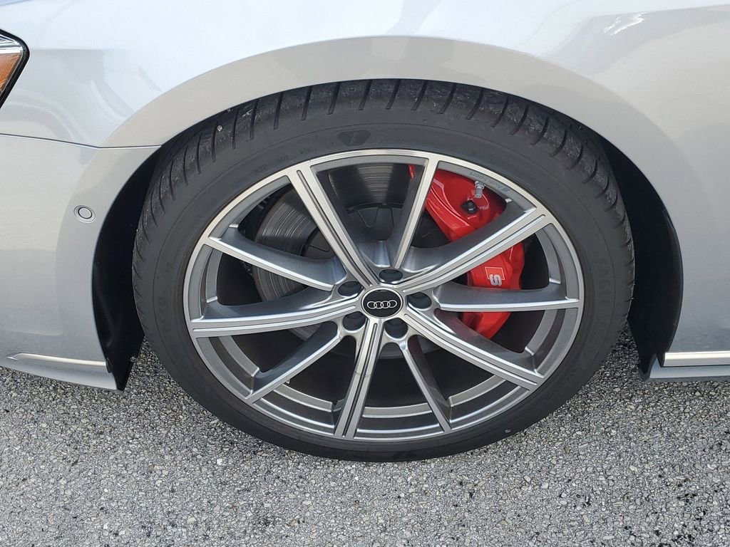 New 2025 Audi S8 image 12