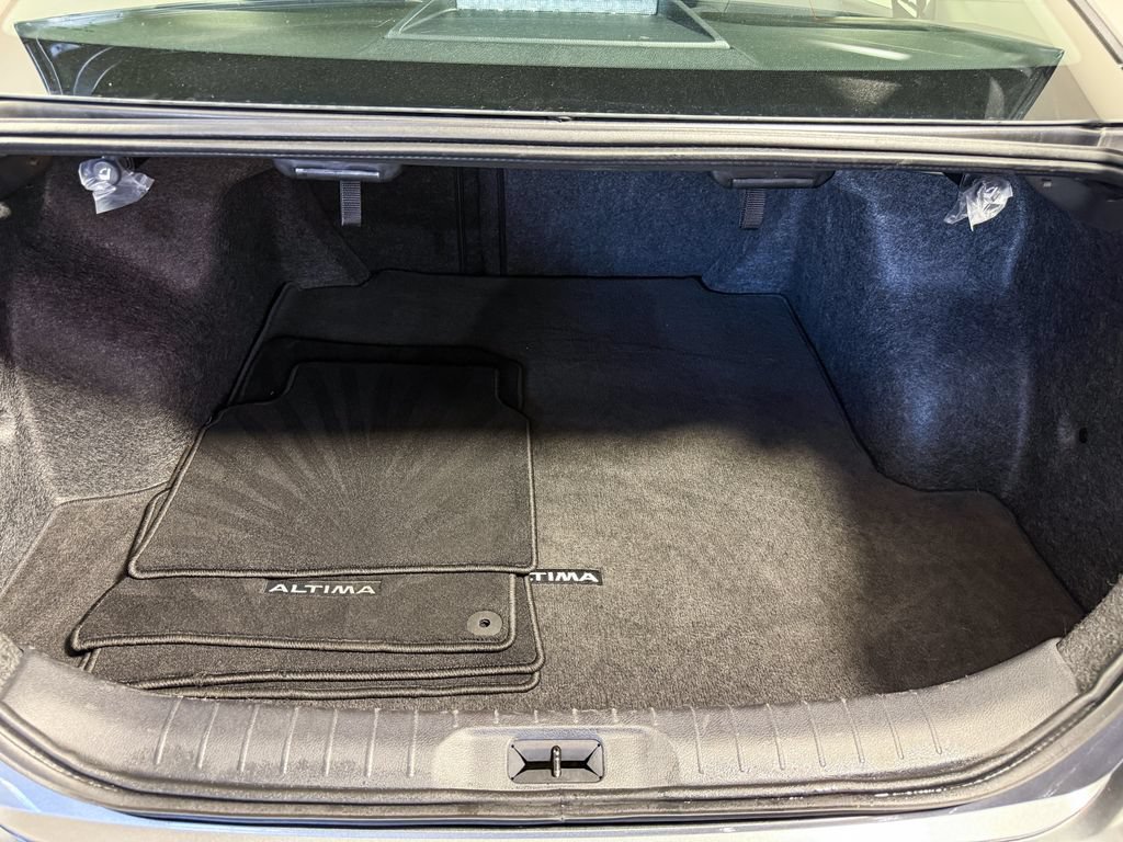 Certified 2025 Nissan Altima 2.5 S FWD image 33