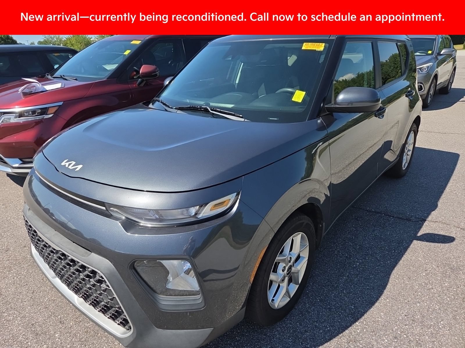 Certified 2022 Kia Soul LX w/ Technology Package FWD image 3