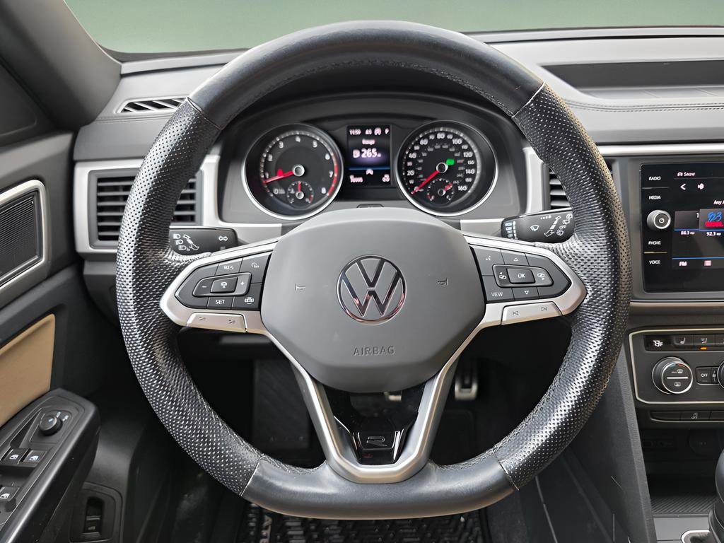 Used 2020 Volkswagen Atlas Cross Sport SE w/ Panoramic Sunroof Package image 23