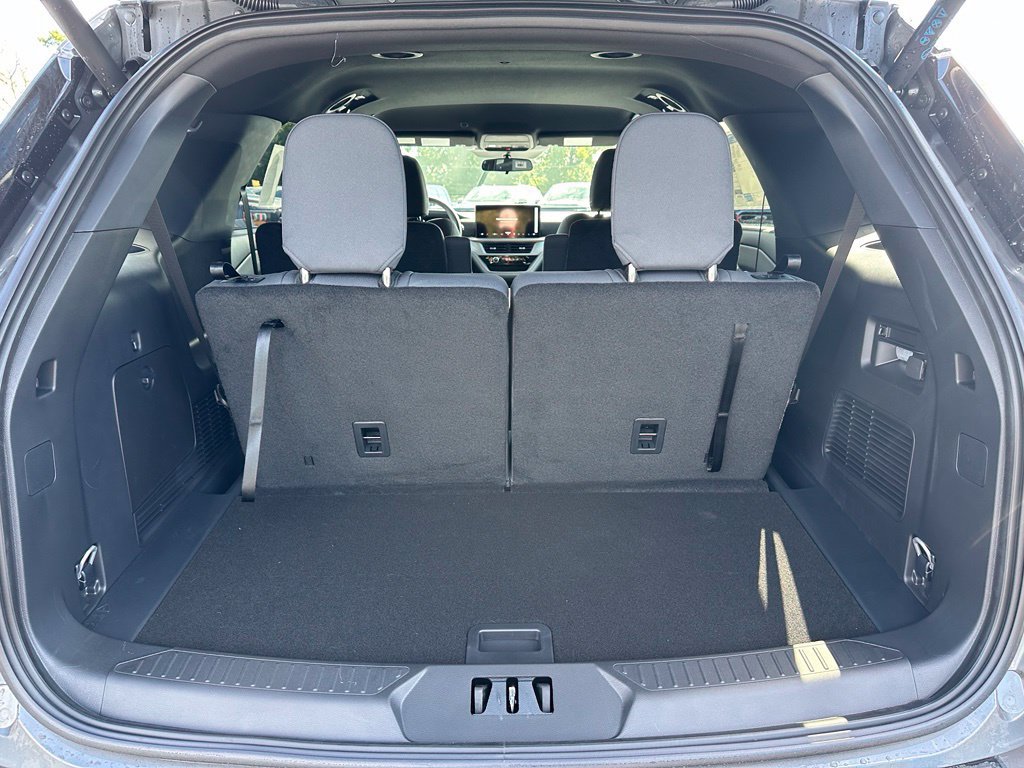 New 2027 Ford Explorer Active AWD/4WD image 25