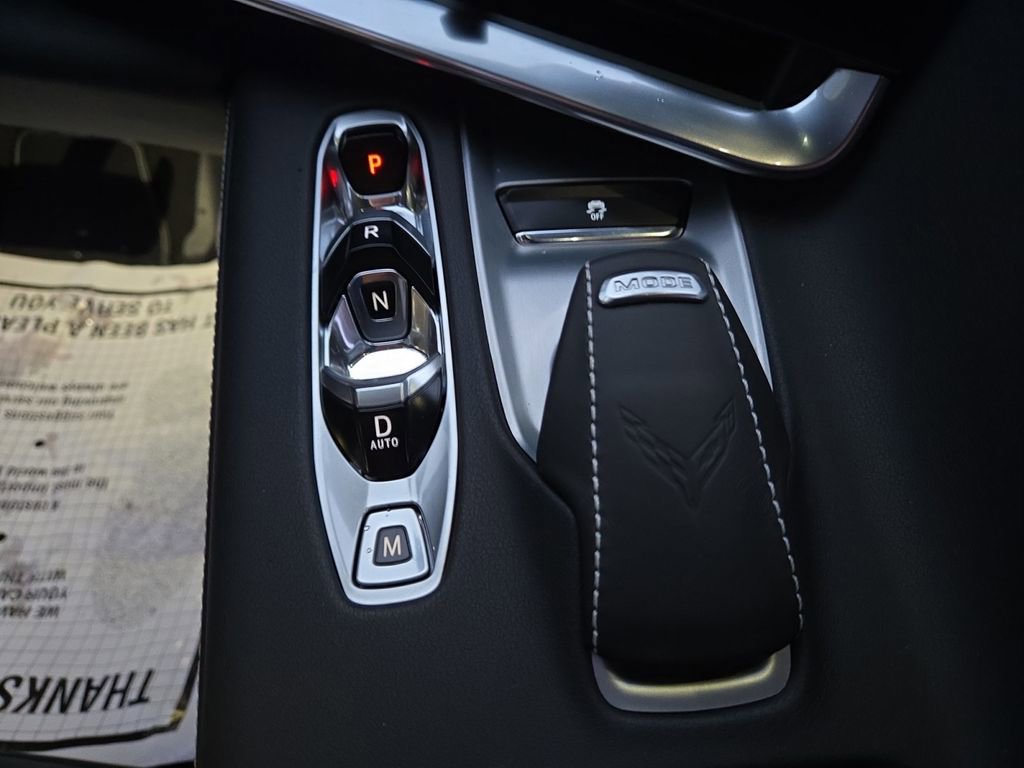 Used 2022 Chevrolet Corvette Stingray Coupe w/ Z51 Performance Package image 19