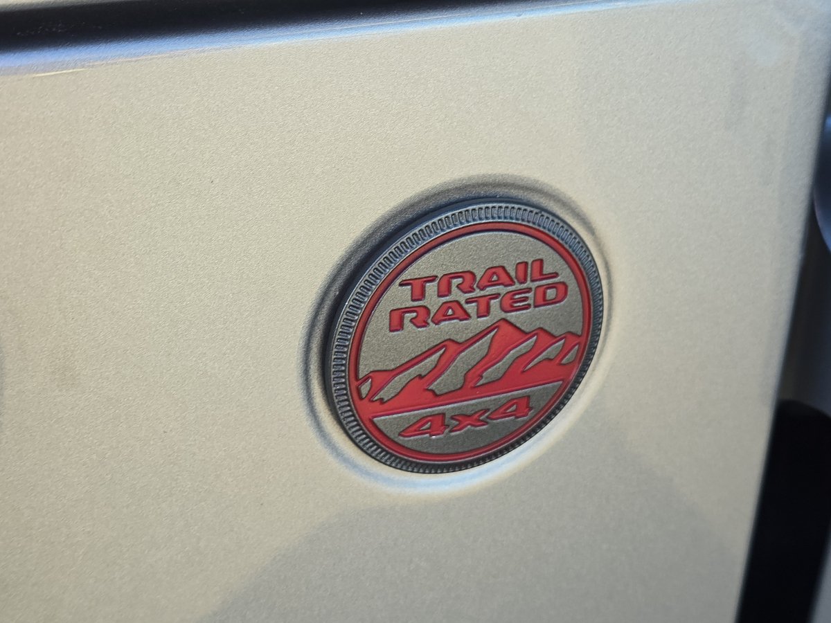 Used 2020 Jeep Gladiator Rubicon AWD/4WD image 9