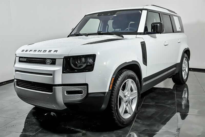 Used 2020 Land Rover Defender 110 HSE AWD/4WD image 5