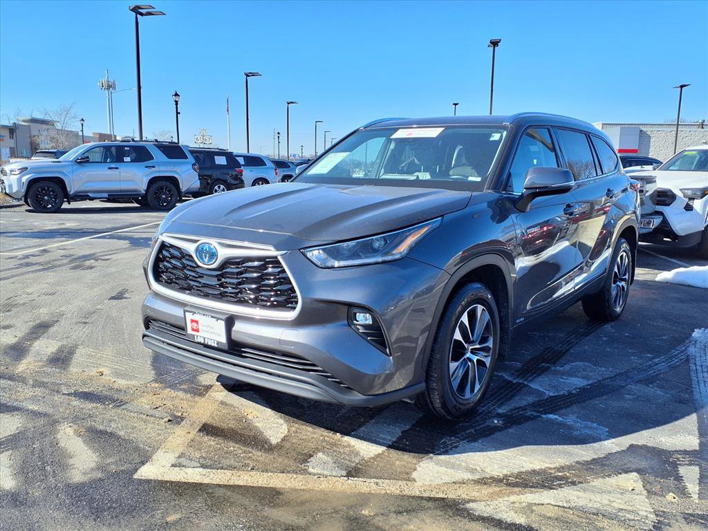 Certified 2021 Toyota Highlander XLE image 36
