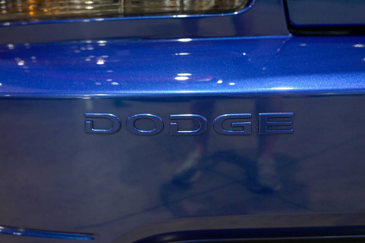 Used 2006 Dodge Viper SRT-10 w/ First Edition Group RWD image 24