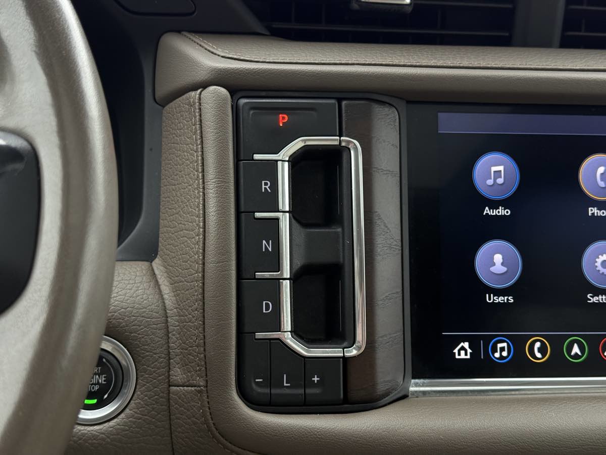 Used 2021 GMC Yukon XL Denali image 36