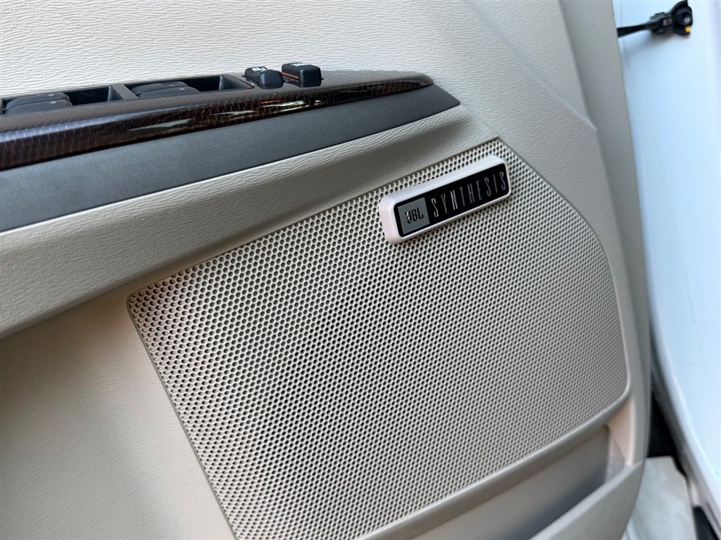 Used 2011 Toyota Venza w/ Convenience Pkg FWD image 17