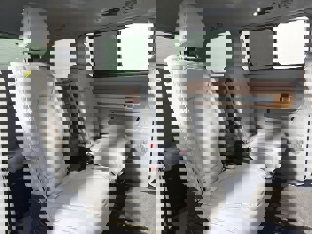 New 2025 Volkswagen ID. Buzz 1st Edition image 15