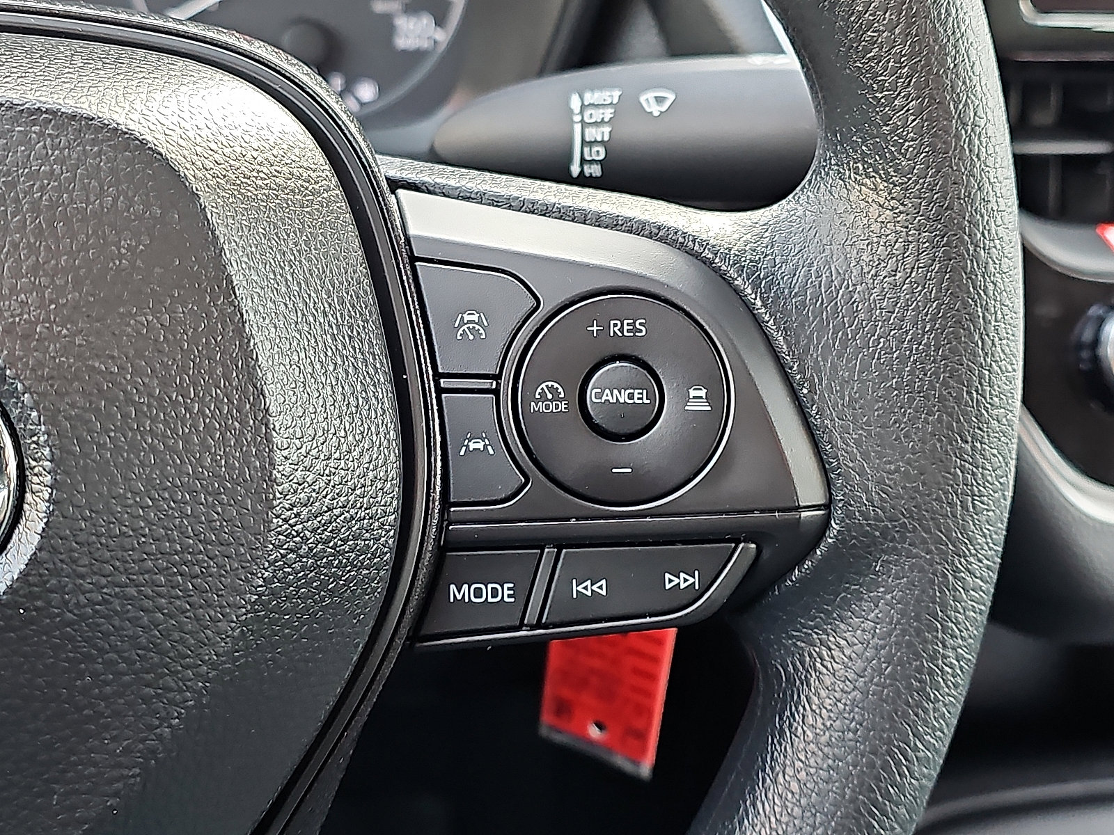 Used 2025 Toyota Corolla LE image 22