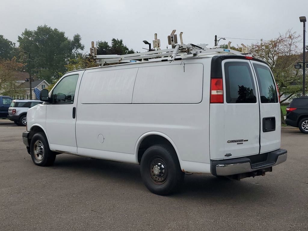 Used 2014 Chevrolet Express 2500 w/ Express Access Plus Package image 4