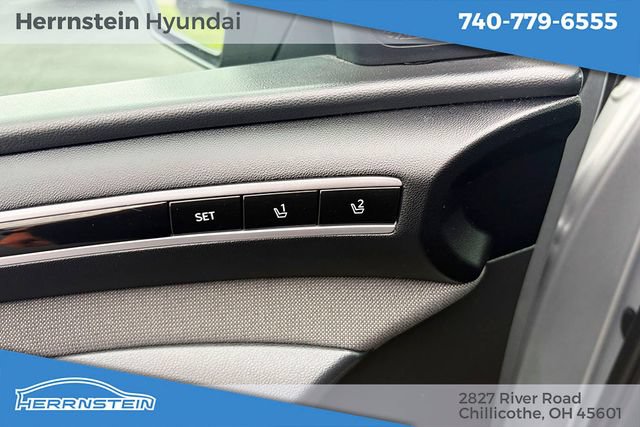 Certified 2022 Hyundai Tucson Limited AWD/4WD image 16