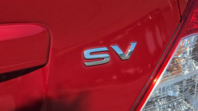 Used 2015 Nissan Versa SV FWD image 7