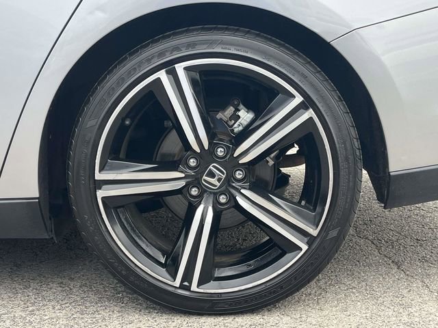 Used 2023 Honda Accord Sport image 11